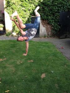 Martijn Handstand